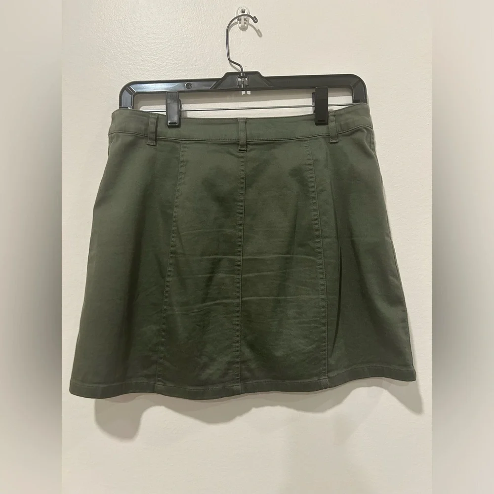 Forever 21 size Large skirt